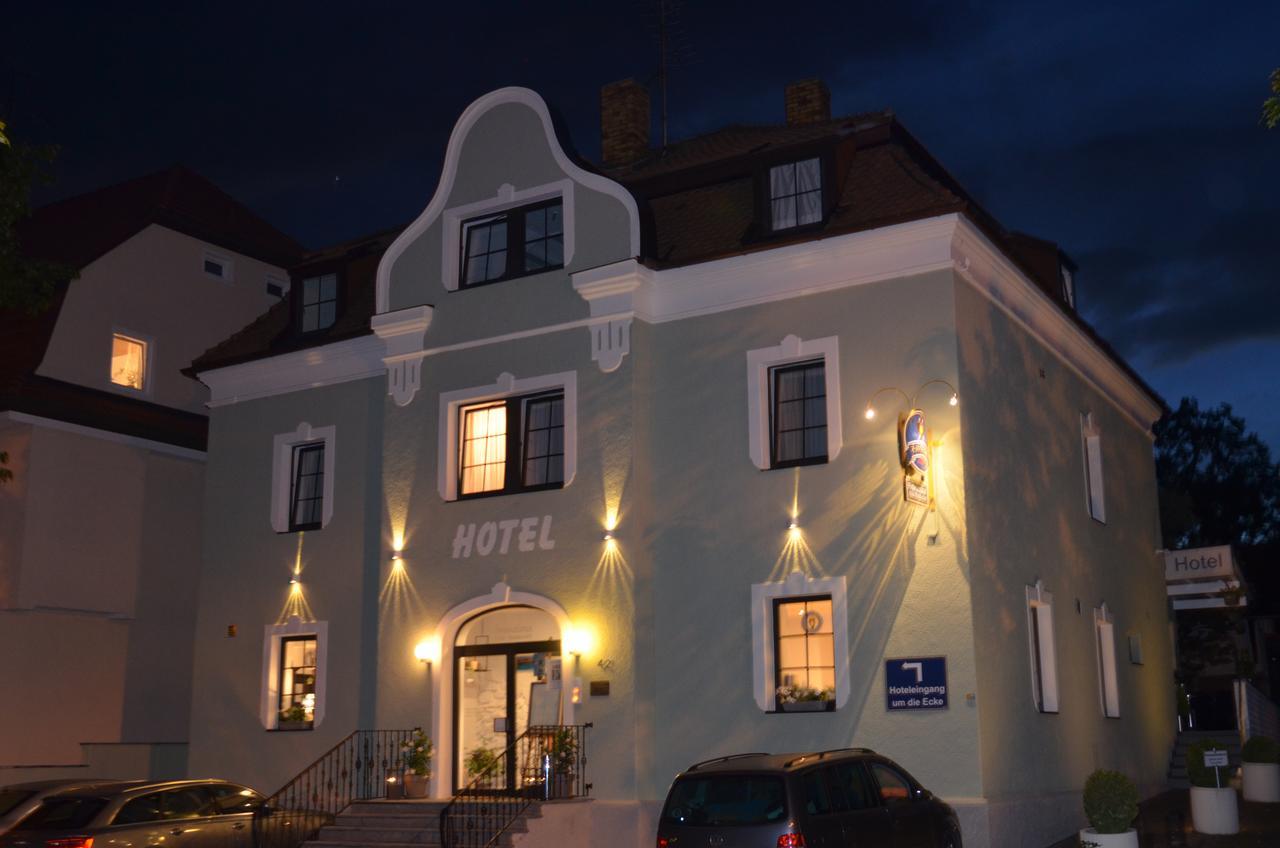 City Hotel Franziska ชเตราบิง ภายนอก รูปภาพ