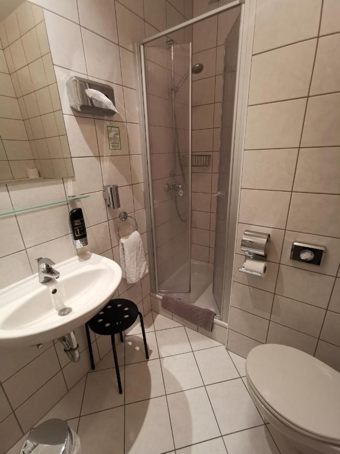 City Hotel Franziska ชเตราบิง ภายนอก รูปภาพ
